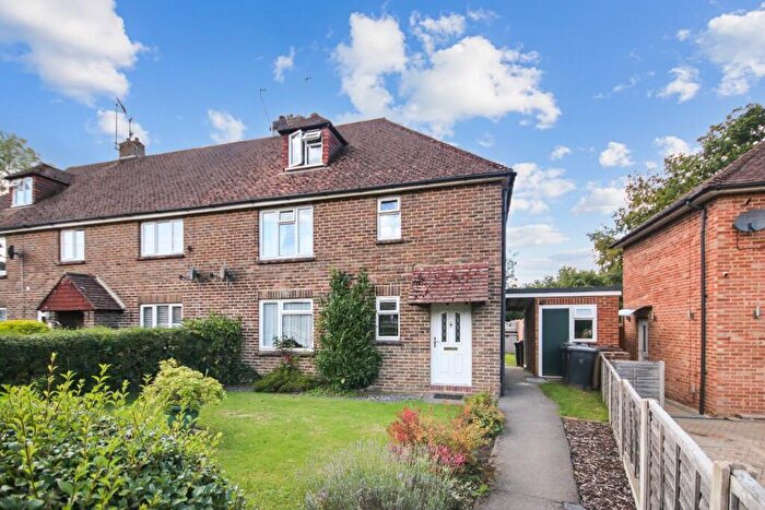 2 Bedroom Maisonette For Sale In Stonedene Close, Forest Row, East Sussex, RH18