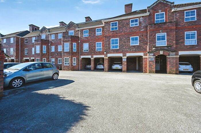 2 Bedroom Flat For Sale In The Parchments, Newton-Le-Willows, Merseyside, WA12