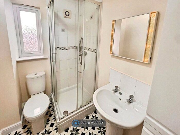 2 Bedroom Semi Detached House To Rent In Red Rose Court, Burton-On-Trent, DE15