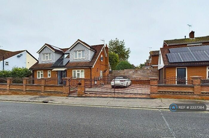 4 Bedroom Detached House To Rent In Station Road, Billericay, CM12