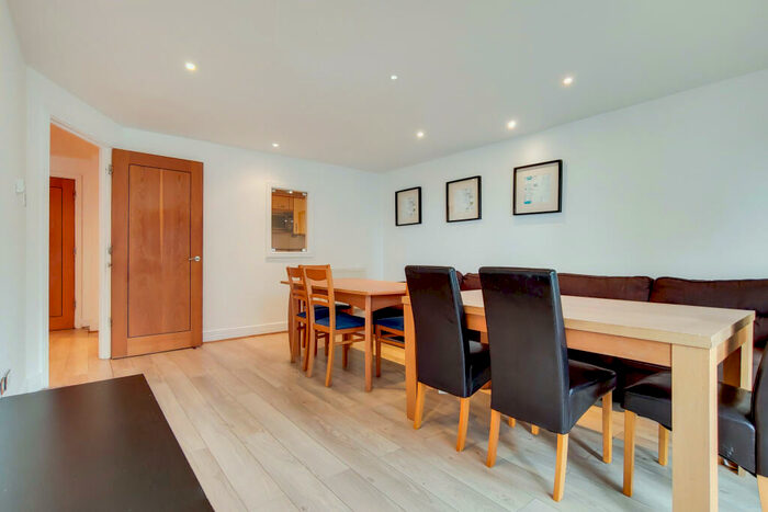 1 Bedroom Apartment To Rent In Prime Meridian Walk, London, E14