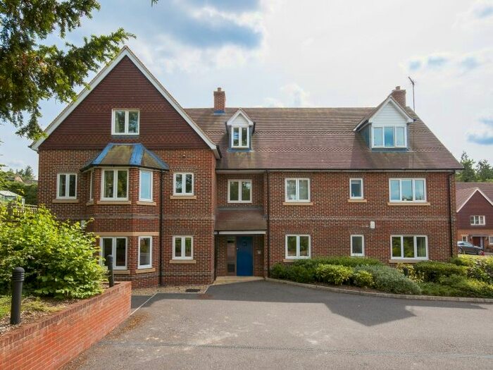 1 Bedroom Flat To Rent In Dean Court Road, Botley, Oxford, OX2