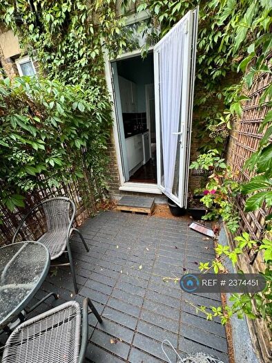 1 Bedroom Flat To Rent In Sussex House, London, NW1
