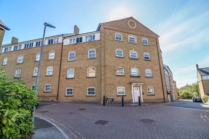 1 Bedroom Apartment For Sale In Holden Close, Braintree, CM7