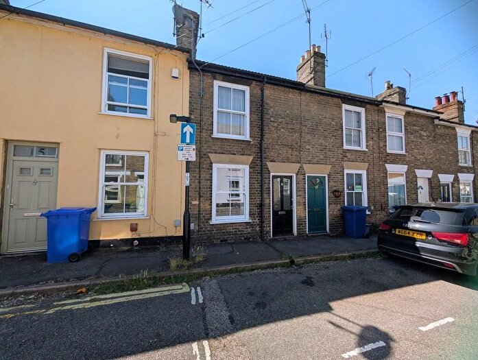 3 Bedroom Terraced House For Sale In Bishops Road, Bury St. Edmunds, IP33