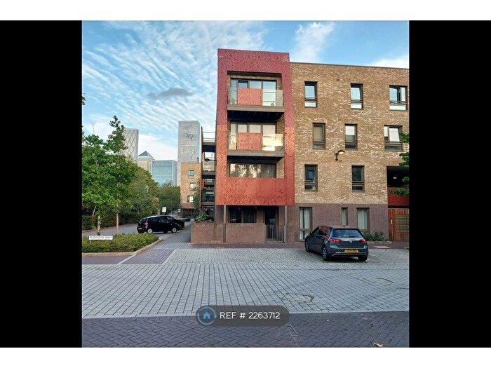 1 Bedroom Flat To Rent In Blondin Way, London, SE16