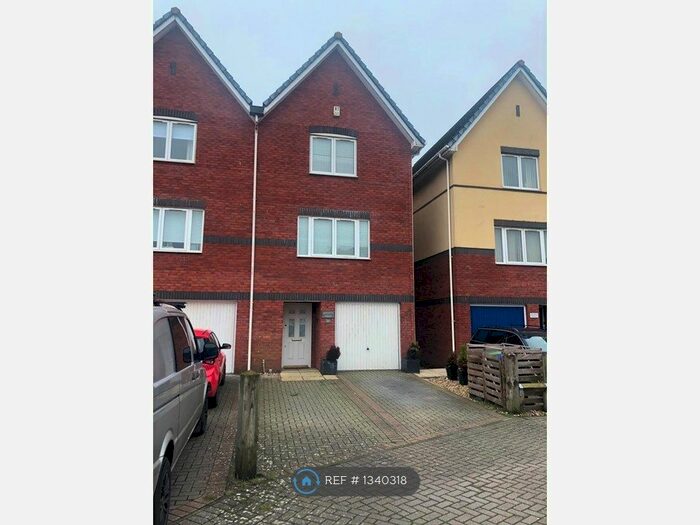 3 Bedroom End Of Terrace House To Rent In West Quay, Newhaven, BN9