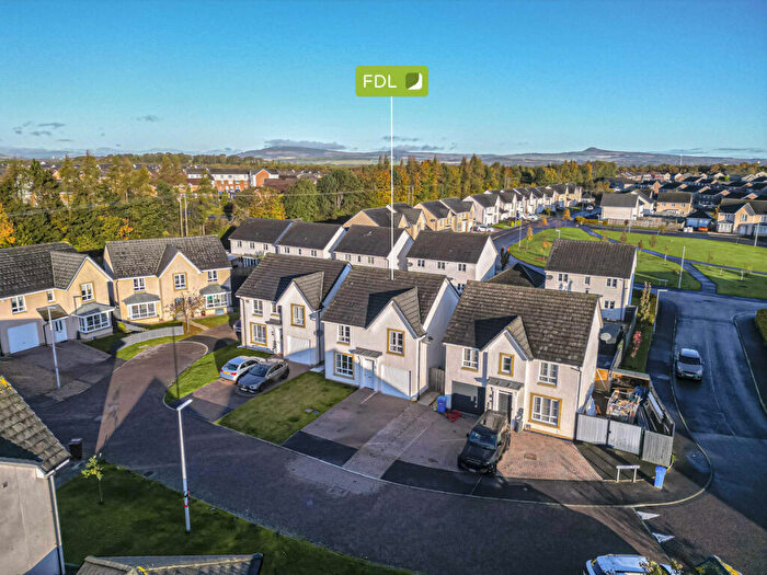 4 Bedroom Detached House For Sale In Stromness Place, Kirkcaldy, KY2