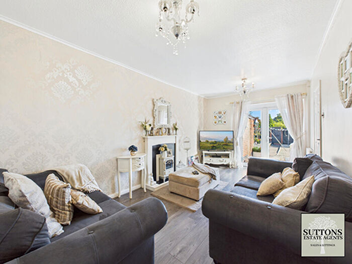 4 Bedroom End Of Terrace House For Sale In Belgrave Road, Walsgrave, CV2
