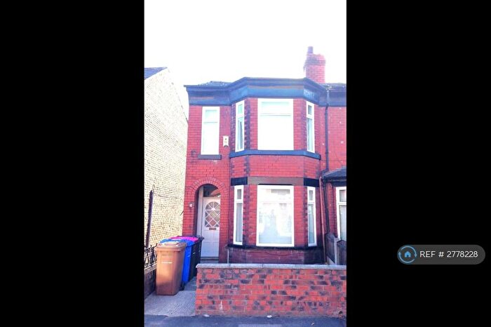 4 Bedroom End Of Terrace House To Rent In Salford, Salford, M6