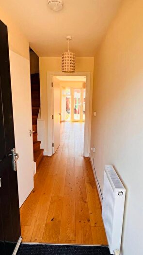 4 Bedroom Terraced House To Rent In Longships Way, Reading, RG2
