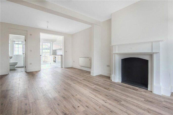 2 Bedroom Flat To Rent In Ashburton Road, Ruislip, HA4