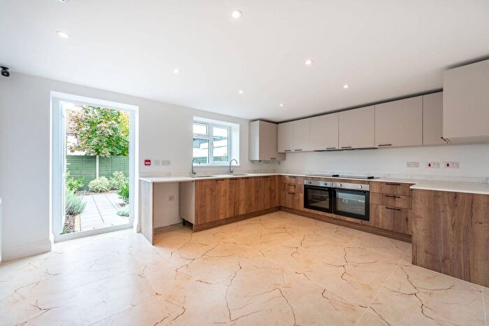 5 Bedroom Terraced House For Sale In Dawpool Road, Neasden, London, NW2