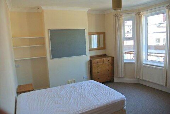 4 Bedroom House To Rent In Priory Road, Exeter, EX4