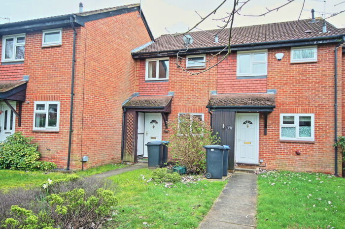 2 Bedroom Terraced House To Rent In Bitterne Drive, Woking, GU21