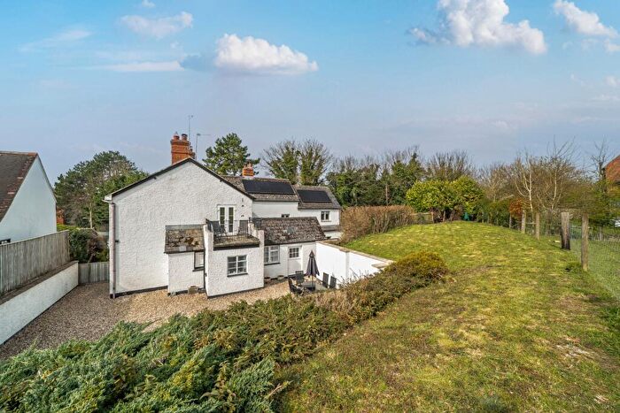 2 Bedroom Cottage For Sale In Stowhill, Childrey, OX12