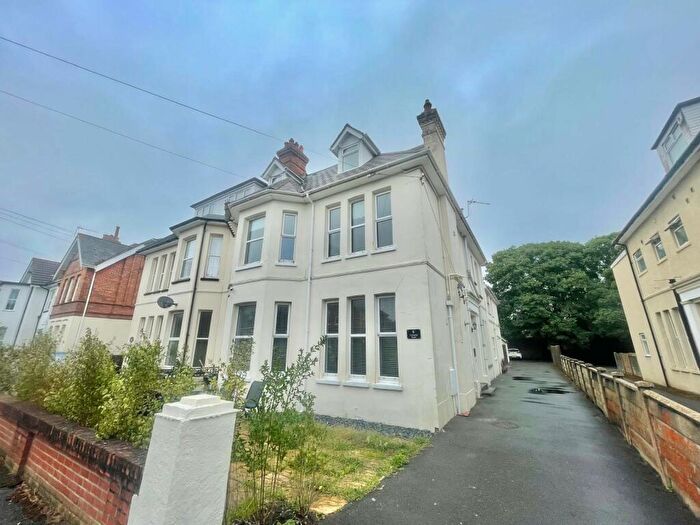 2 Bedroom Flat To Rent In Campbell Road, BH1