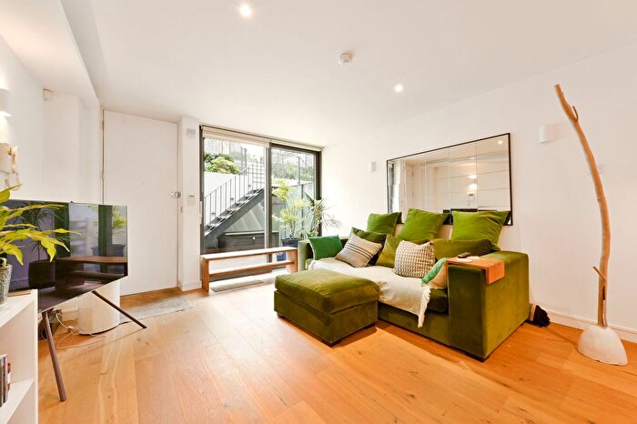 1 Bedroom Flat To Rent In Knightsbridge House, Acton Lane, London, Chiswick, London, W4