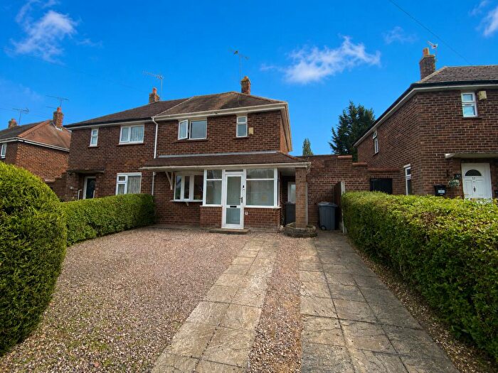 2 Bedroom Semi-Detached House For Sale In Capesthorne Road, Crewe, CW2
