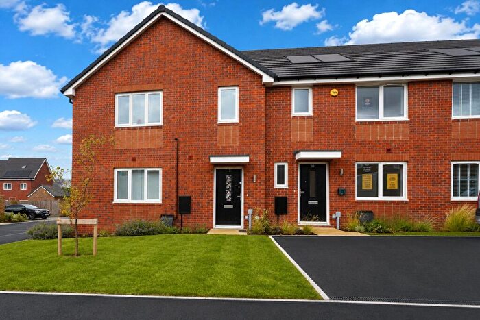 3 Bedroom Terraced House For Sale In Hotspur Gardens, Upper Lighthorne, Leamington Spa, Warwickshire, CV33