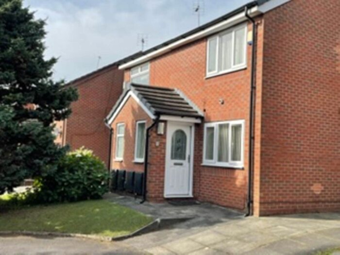 2 Bedroom Semi Detached House To Rent In Thorndale Close, Royton, Oldham, OL2