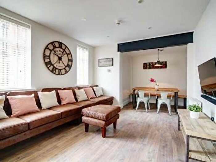 7 Bedroom Flat To Rent In *£pppw Incl Bills* Peel Street, Nottingham, NG1