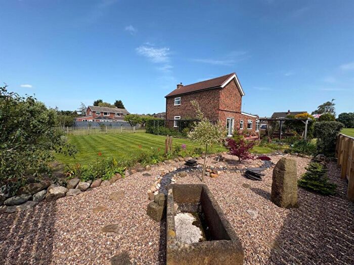 5 Bedroom Detached House For Sale In De Ferrers Road, Brompton, Northallerton, DL6