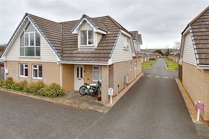 4 Bedroom Terraced House For Sale In Avenue Road, Sandown, Isle Of Wight, PO36