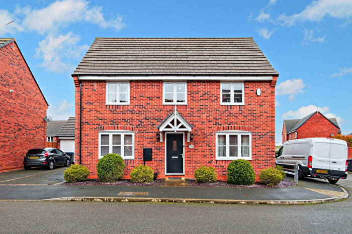 4 Bedroom Detached House For Sale In Triumph Road, Hinckley, LE10
