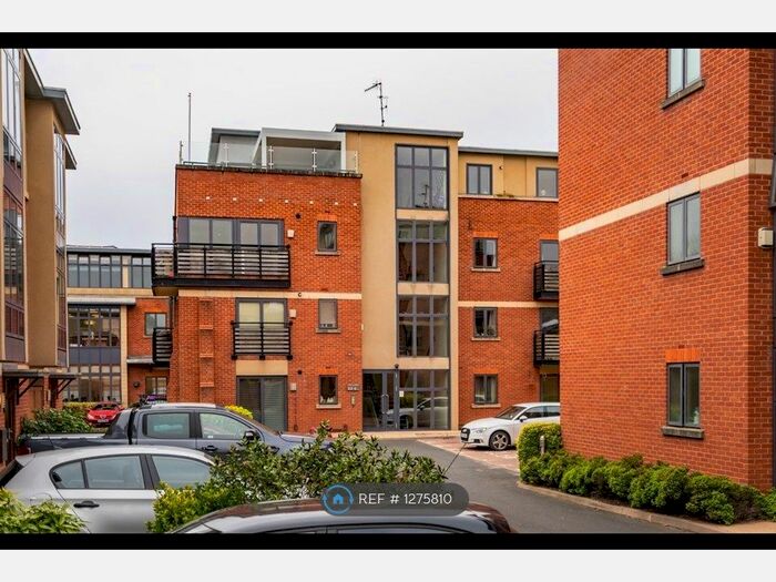2 Bedroom Flat To Rent In Surman Street, Worcester WR1
