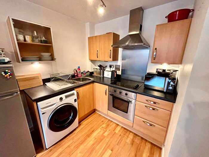 1 Bedroom Apartment For Sale In George Street, Birmingham, B3