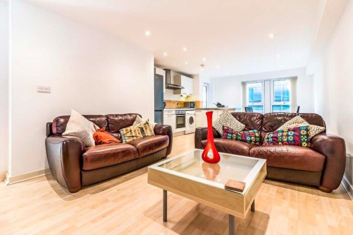 2 Bedroom Apartment To Rent In Simpson Street, Manchester, M4