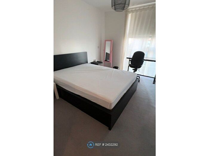 1 Bedroom Flat To Rent In Drummond House, London, SE18