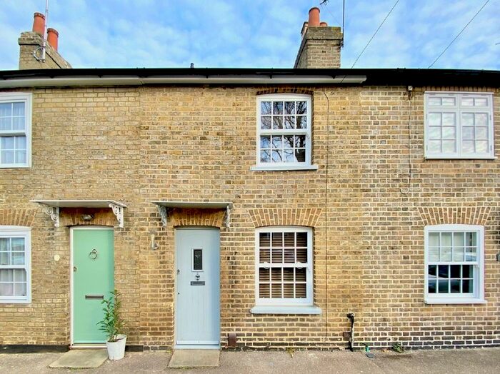 2 Bedroom Terraced House To Rent In Warren Terrace, Hertford, SG14
