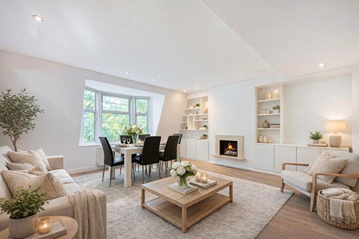2 Bedroom Flat For Sale In Gledhow Gardens, South Kensington, SW5