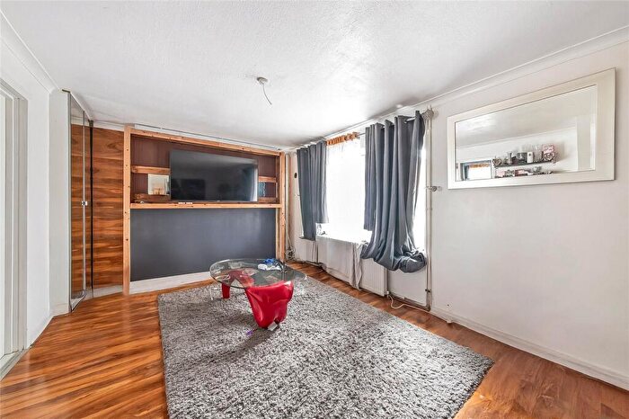 2 Bedroom Apartment For Sale In Selhurst Place, London, SE25