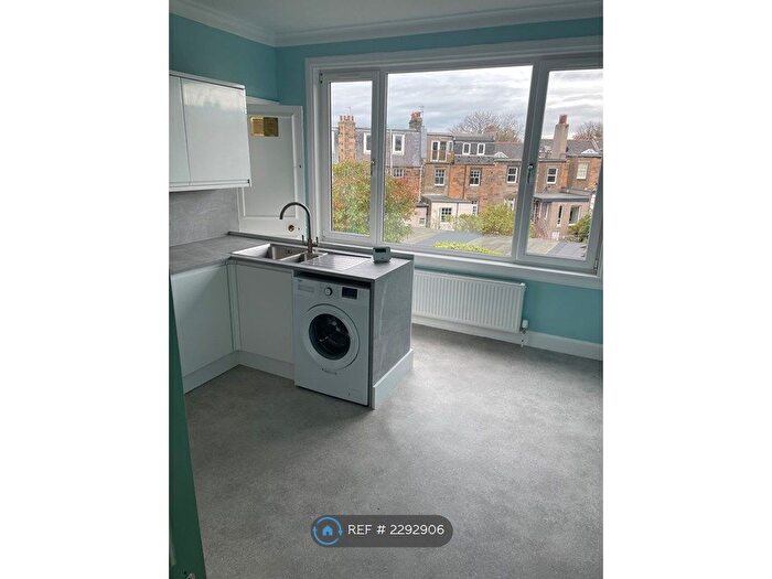 4 Bedroom Flat To Rent In Meggetland Terrace, Edinburgh, EH14