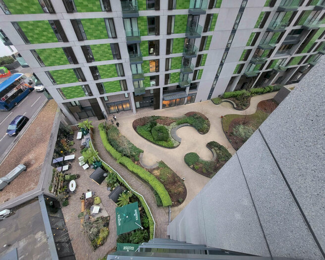 2 Bedroom Flat For Sale In Block B, Bury Street, Salford, Lancashire, M3