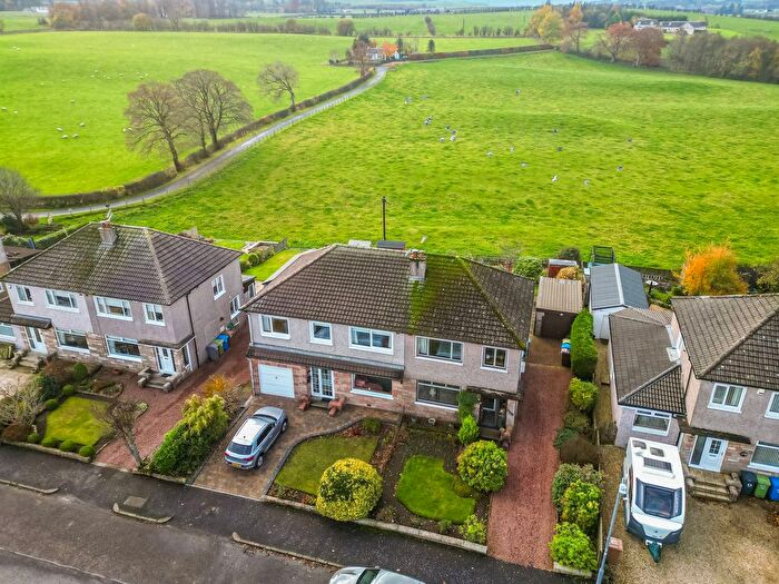 3 Bedroom Semi-Detached House For Sale In Craighlaw Avenue, Waterfoot, G76