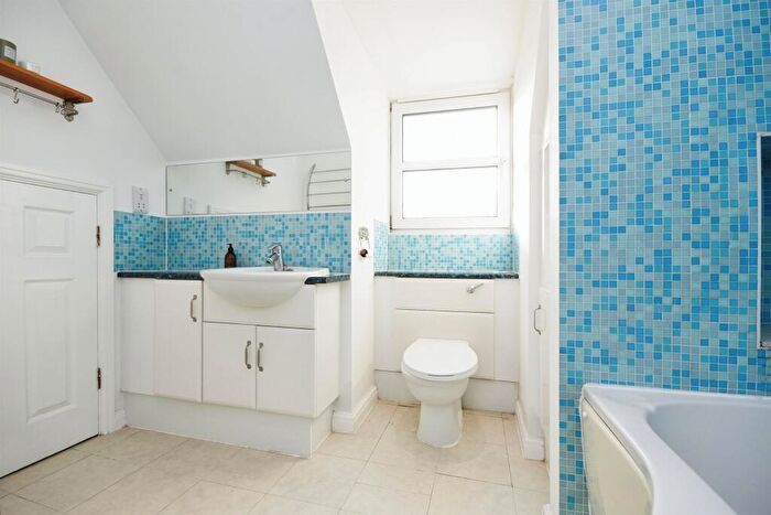 1 Bedroom Flat For Sale In Primrose Hill, Chelmsford, CM1