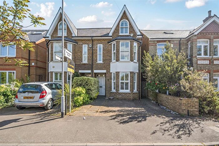 4 Bedroom Semi-Detached House To Rent In Clifton Road, Kingston Upon Thames, KT2