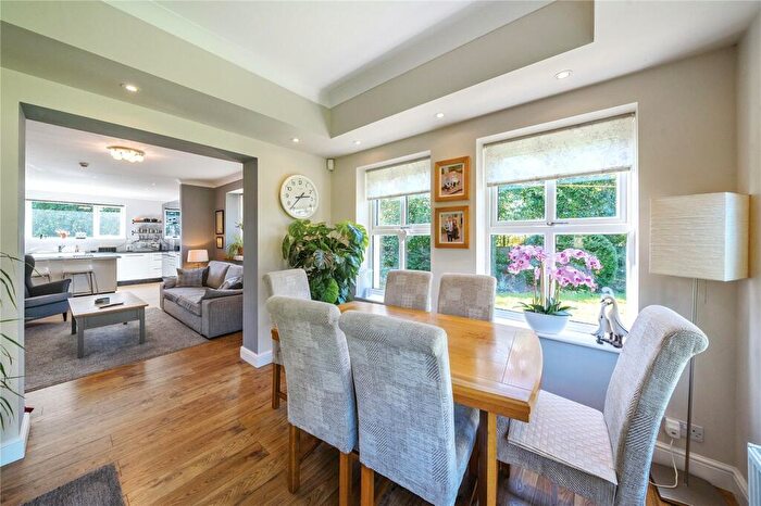 3 Bedroom Bungalow For Sale In Leeds Road, Kippax, Leeds, West Yorkshire, LS25