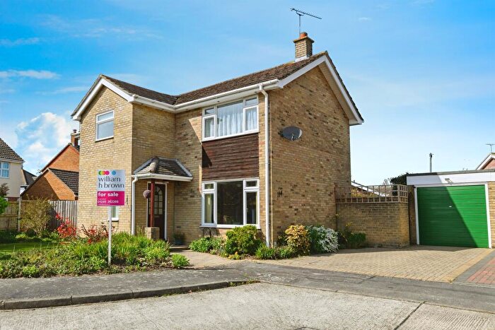 4 Bedroom Detached House For Sale In St Andrews Road, Boreham, Chelmsford, CM3