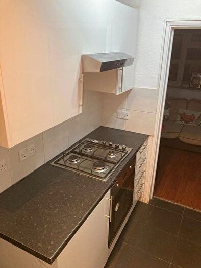 2 Bedroom Flat To Rent In Longfield Estate, Bermondsey/Elephant And Castle, SE1