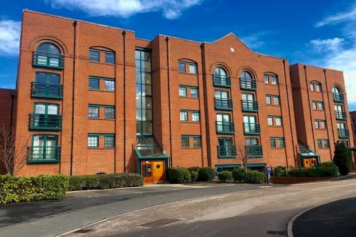 2 Bedroom Flat To Rent In Hoole Lane, Chester, CH2