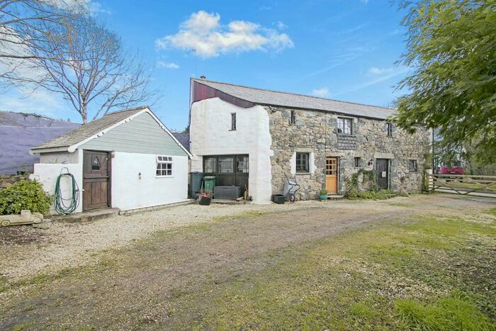 3 Bedroom Barn Conversion For Sale In St. Keverne, Helston, Cornwall, TR12