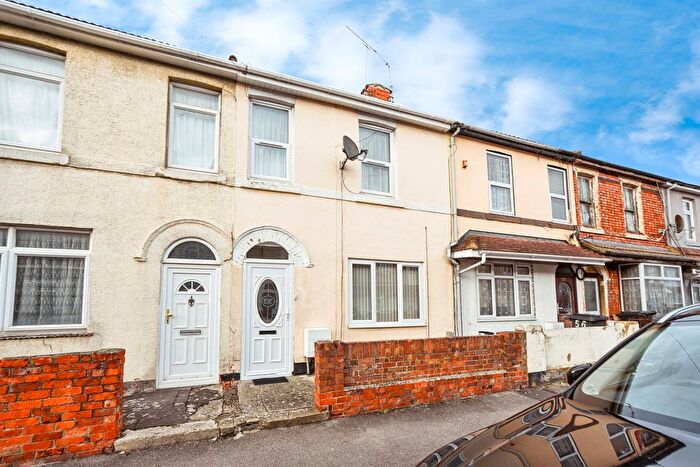 3 Bedroom Terraced House For Sale In Beatrice Street, Swindon, SN2