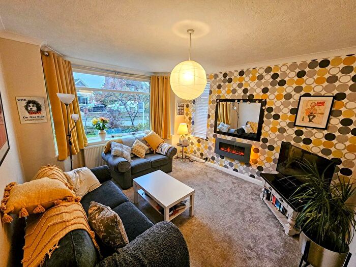 4 Bedroom Detached House For Sale In Towers Close, Wistaston, Crewe, CW2