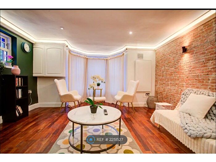 1 Bedroom Flat To Rent In Josephine Avenue, London, SW2