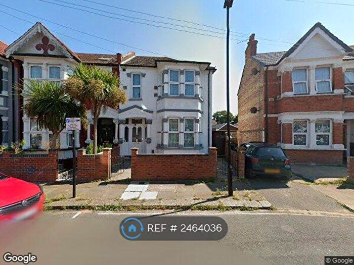2 Bedroom Terraced House To Rent In Avonwick Road, Hounslow, TW3